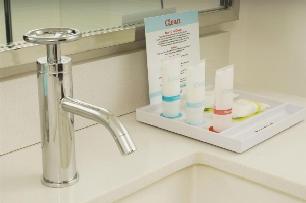 The Crossroads Hotel - Newburgh image 22